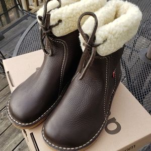 Duckfeet Oliven Arhus 39 Brand New